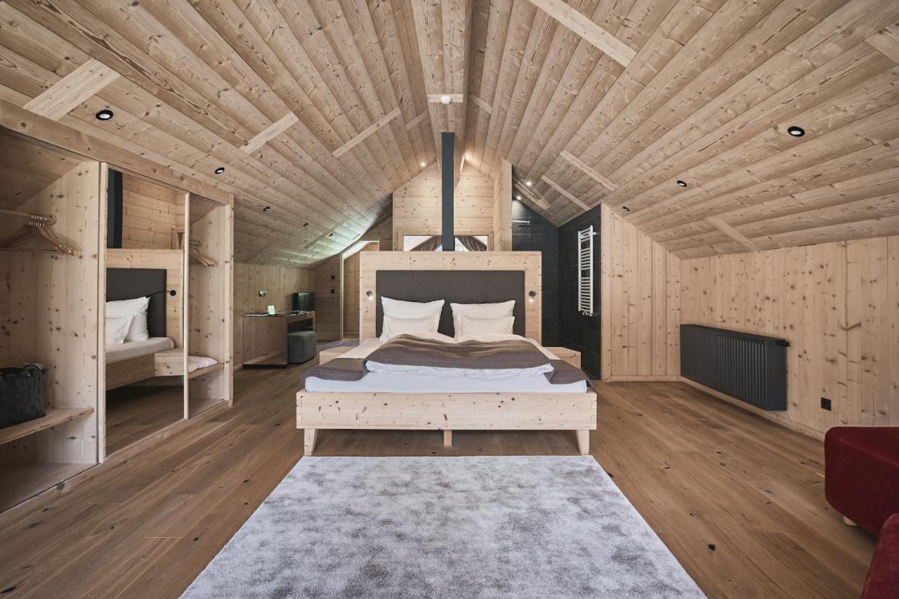 Tenne Lodges Racines Esterno foto
